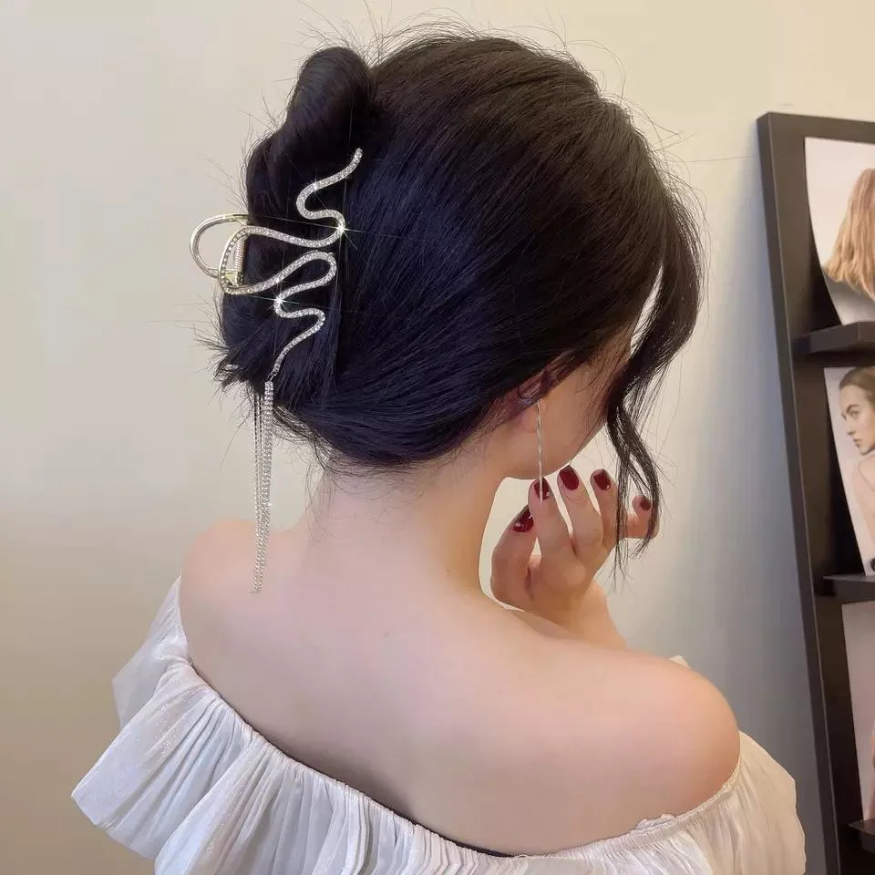 Fashion Crab Clip Elegant Barrette Headdress Zircon Hair Accessories Snake Hair Claw